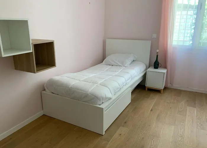 3 Pers Near Belvedere De Belleville Апартаменты *